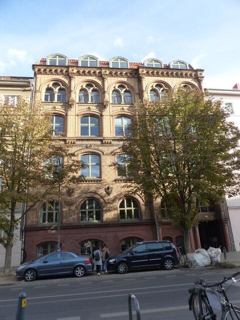Kastanienallee 71 ,einst Obdachlosenquartier der Heilsarmee