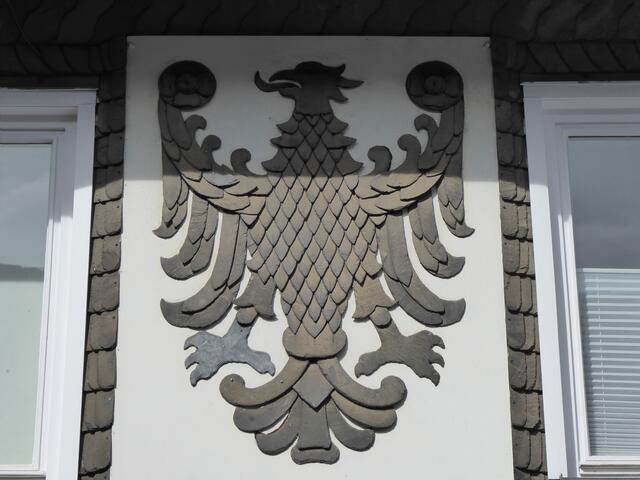 Schieferschmuck an einem Schieferhaus