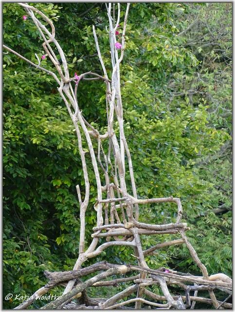 Harro Schmidt "Thronerbe II" -
FLORALE im Berggarten Herrenhausen (Foto: Katja Woidtke)