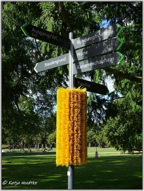 Helmut Hennig "Flavo ericius (Yellow Hedgehog)" - FLORALE im Berggarten Herrenhausen (Foto: Katja Woidtke)
