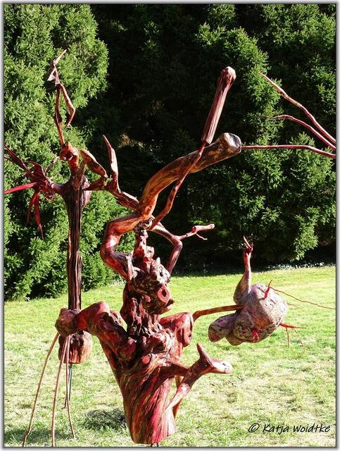 Emy Brenneke "Die Dinge, die nicht zu sehen sind" - FLORALE im Berggarten Herrenhausen (Foto: Katja Woidtke)