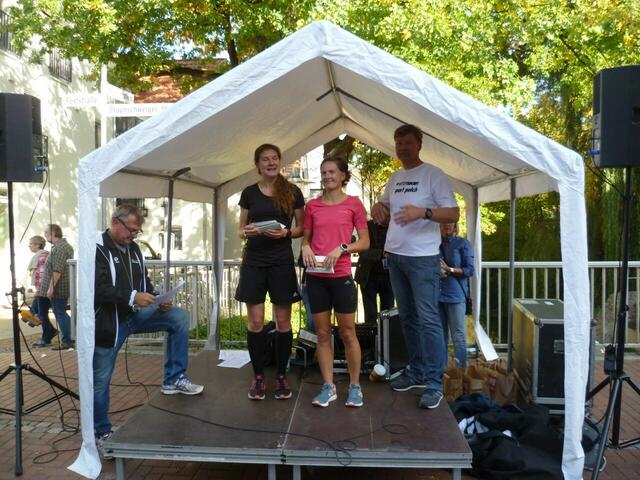 Burgdorfer Spargel-Lauf 2018: Die ersten drei Plätze über 5,0 Kilometer (2 Personen anwesend).