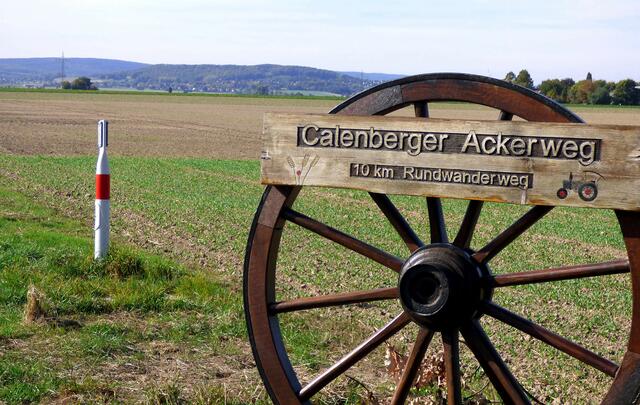 Der Calenberger Ackerweg war weiter hinten gesperrt. Er ist wieder frei gegeben.