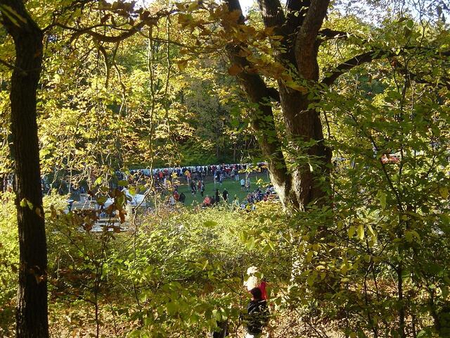 Teil vom Start- und Zielareal vor dem Forsthaus Himmelpforte.