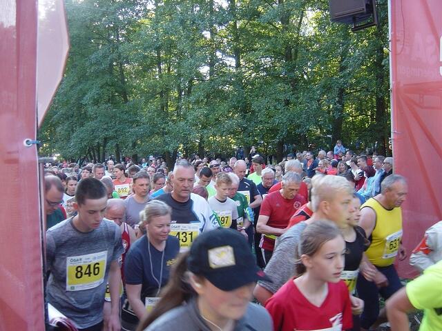 Der Start über 5 Kilometer ist erfolgt.