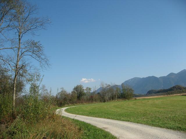 So schön kann Radfahren sein, wenn die Landschaft stimmt! - Ich bin wieder einmal total begeistert.