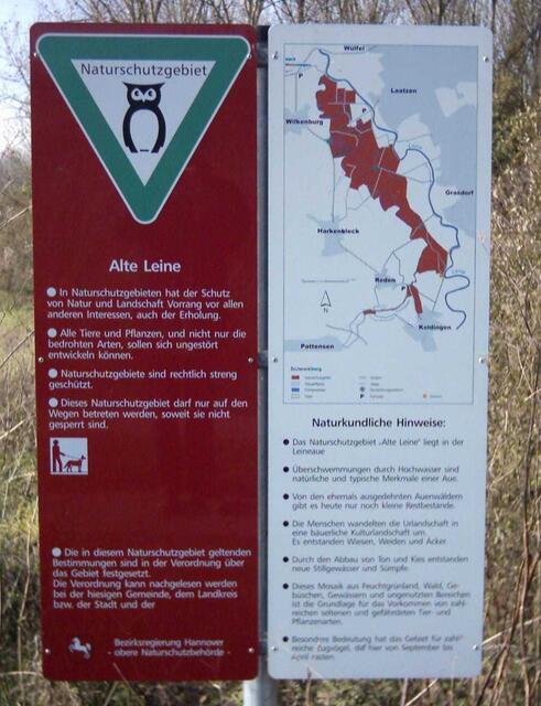 Eines der vielen aufgestellten Hinweisschilder