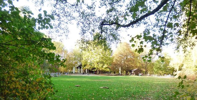 Rückseite vom Wiesendachhaus