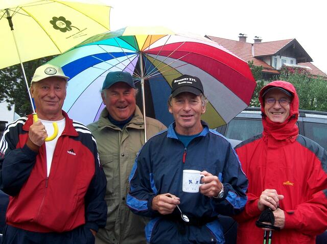 2006 beim Walk im Regen nach Linderhof