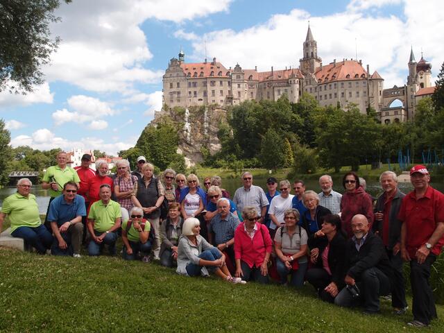 2015 in Sigmaringen vor dem Schloß beim Ausflug