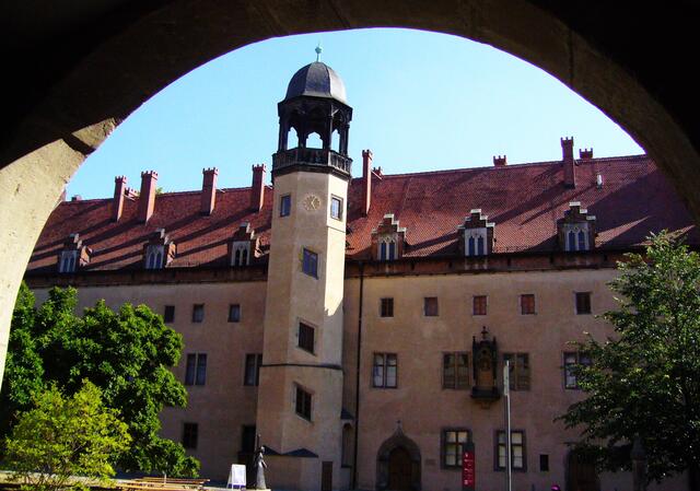 Hier lebte Luther mit Ehefrau Katharina, geb. von Bora, seinen sechs Kindern und dem Gesinde.