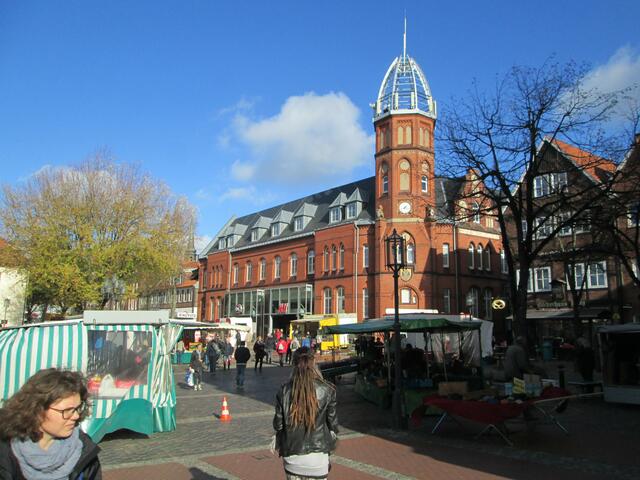 Auf dem Wochenmarkt.
