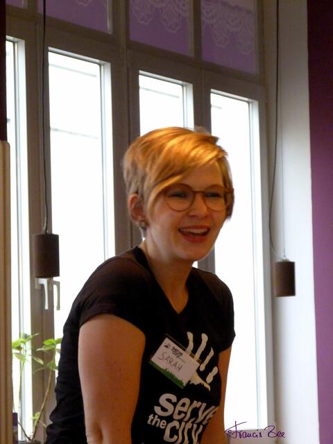 Sarah stellt sich und weitere Aktionen von serve the city vor