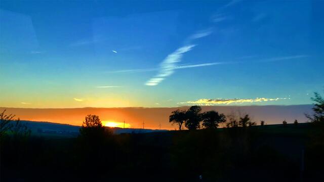 20. Oktober 2018. Abendhimmel bei der Ankunft in Bad Griesbach Therme.