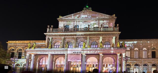 OPERNHAUS