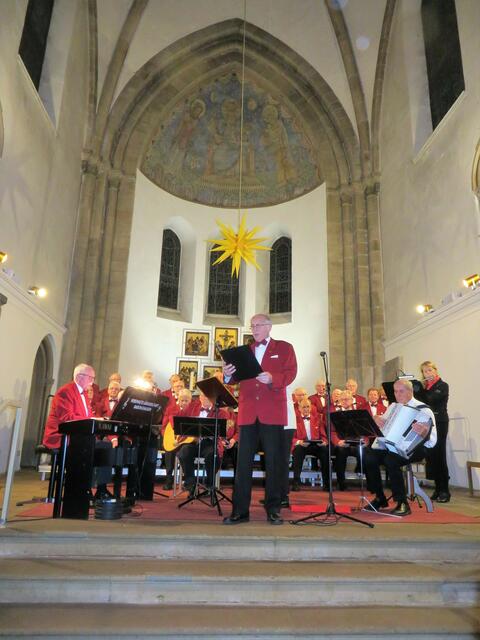 Auch Solo wurden gesungen.