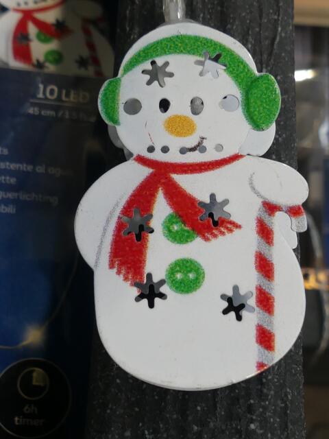 Einer von vielen ( Lichterkette mit blinkenden Schneemänern )
