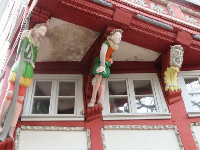 Figuren am alten Rathaus