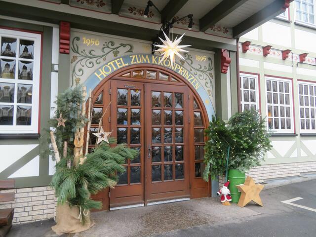 Ein sehr schöner Eingang vom Kronprinzen Hotel
