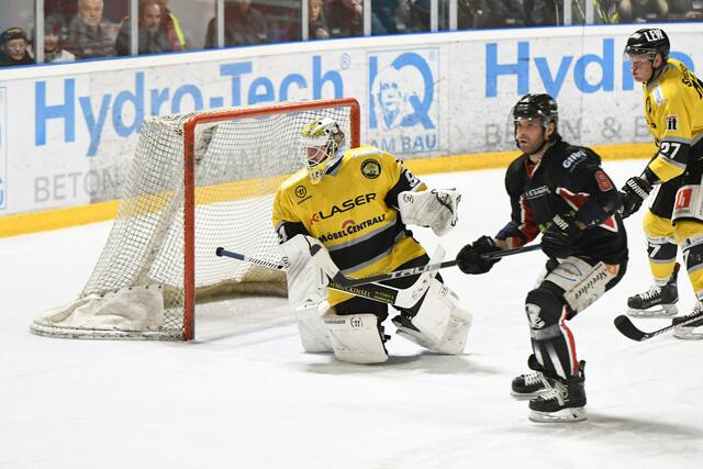 Coach Carciola wird in Erding aufgrund seiner Sperre hinter der Bande stehen müssen.
