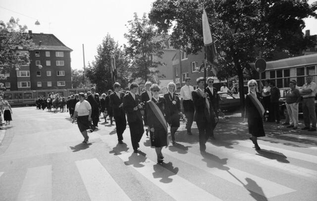 Schützenausmarsch in Wülfel Anfang August 1989.