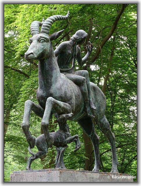 Spaziergang durch die Eilenriede: https://www.myheimat.de/langenhagen/kultur/durch-hannovers-gruene-lunge-spaziergang-in-der-noerdlichen-eilenriede-d2884951.html (Foto: Katja Woidtke)