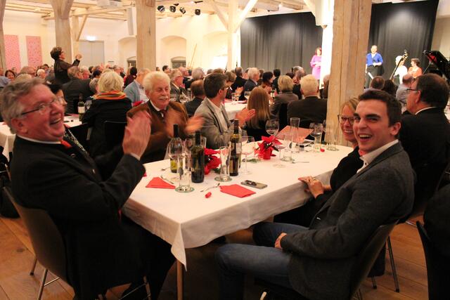 Blick in den Festsaal. Foto: R. Nägele.