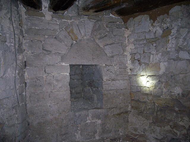 Das Angstloch auf der Neuenburg in Freyburg/Unstrut !