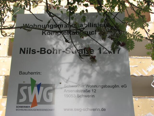 Hier gab es ca. 200 000 € an Fördermitteln für den Abbruch des Wohnblocks im Mueßer Holz
