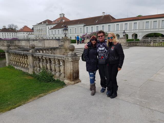 Sighseeing im Schloß Nymphenburg mit Cynthia Rothrock, Dr. Bob, Daisy Lang u.a.