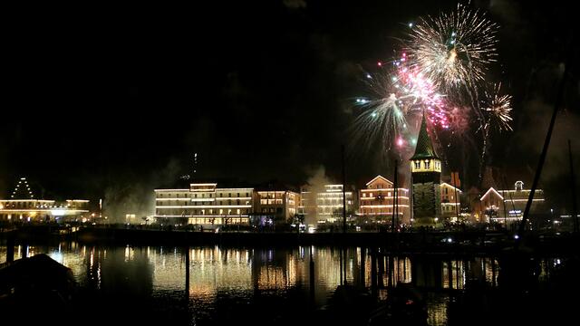Feuerwerk am Hafen