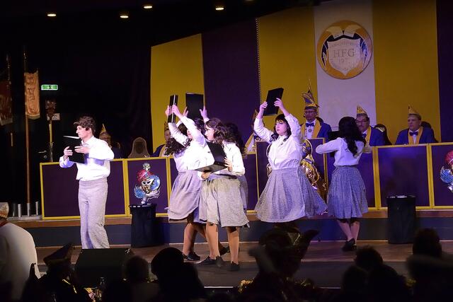 Showtanz "5 vor 12 - Zeit ist Leben"