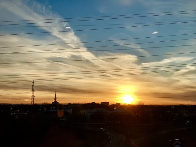 19. Januar 2019. Sonnenuntergang, gesehen im A2 Center in Altwarmbüchen. Hannover.