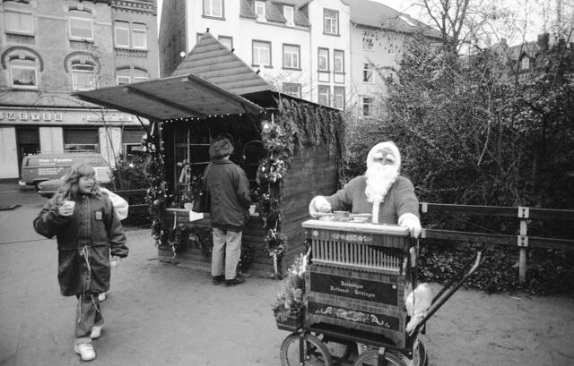 IDG-Adventsmarkt 1989 auf dem Fiedelerplatz.