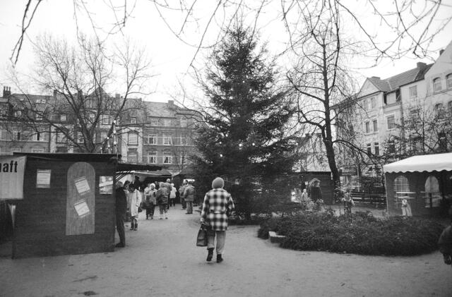 IDG-Adventsmarkt 1989 auf dem Fiedelerplatz.