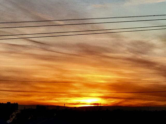 19. Januar 2019. Sonnenuntergang, gesehen im A2 Center in Altwarmbüchen. Hannover.