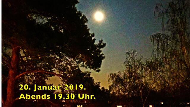 21. Januar 2019. Mondfinsternis und Blutmond in Hannover.