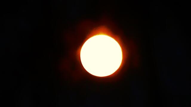 21. Januar 2019. Mondfinsternis und Blutmond in Hannover.