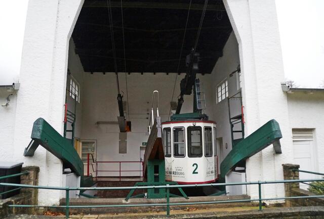 Gondel in der Talstation