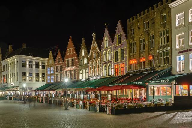 Am zentralen Marktplatz