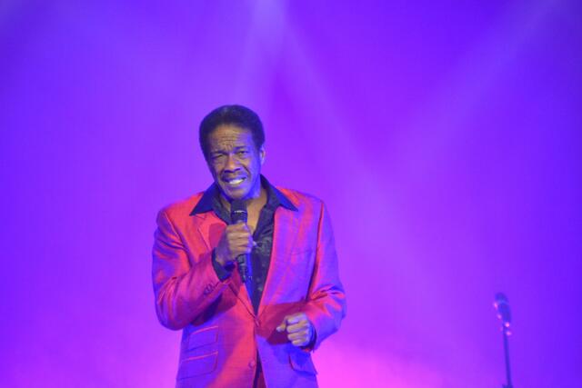 Jimi Carrow