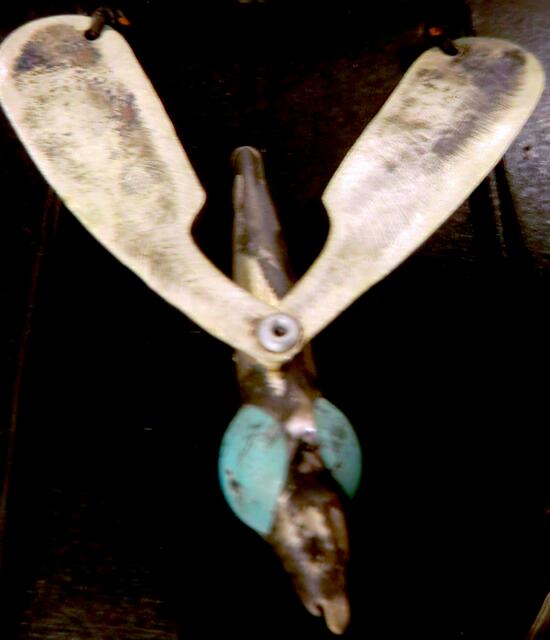 " Dicke Schnake" Türkis  und Silberlöffel (mistöhr). Die Verwendung von 800-er Silber (statt 925 Sterlingsilber) führt  zu gewollt farbigen Oxidationsspuren.