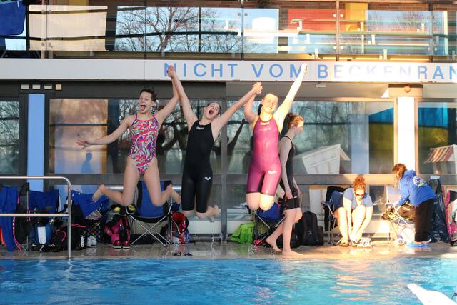 Da ist noch Luft nach oben! v.l. Emilia Yanets, Anne Arndt und Mara Mensing
