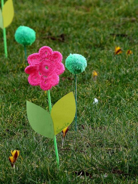 Häkel-Strickkunst auf dem Lichtenbergplatz