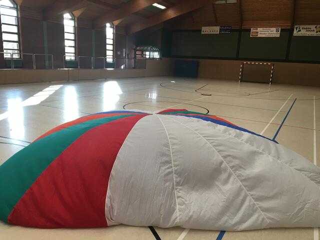 Alle weg, unter dem Tuch?