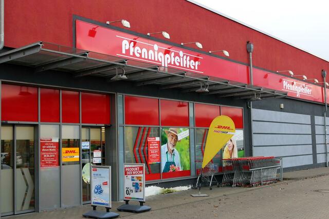 Pfennigpfeiffer etwa eine Viertelstunde vor der letzten Schließung