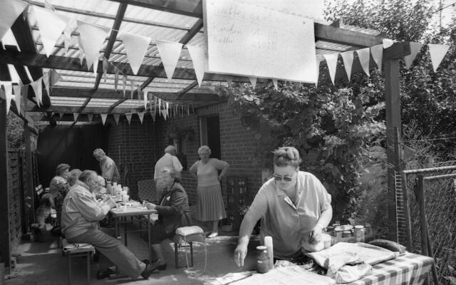 Wegefest des Kleingartenvereins Döhrener Masch im Juni 1990.