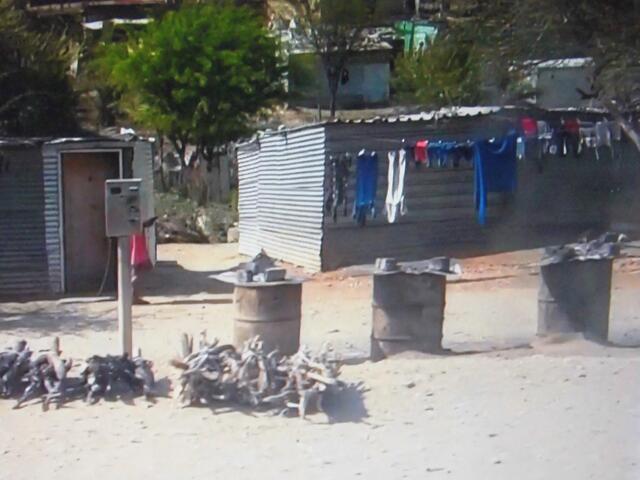 . . . die Slums von Windhoek in Namibia, . . .