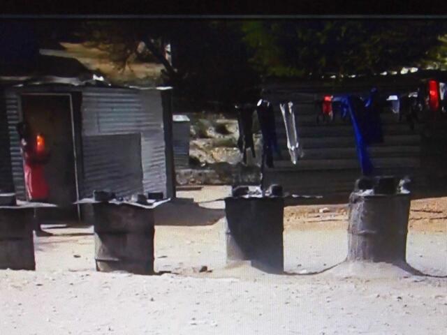 . . . die Slums von Windhoek in Namibia, . . .