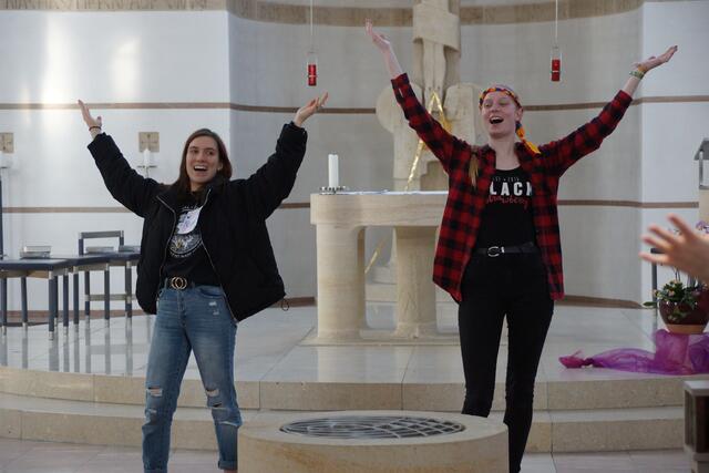 singen beim Gottesdienst